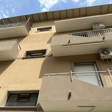 Tucci 2 Bed & Breakfast 3*