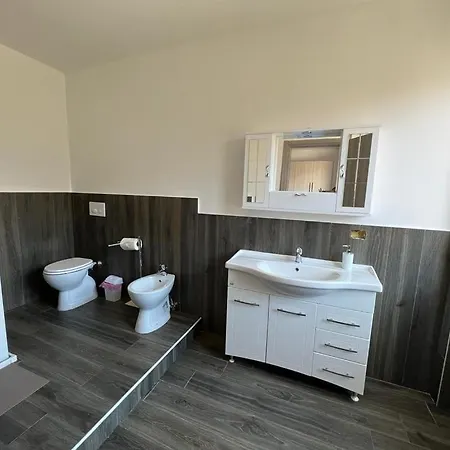 Tucci 2 Bed & Breakfast 3*